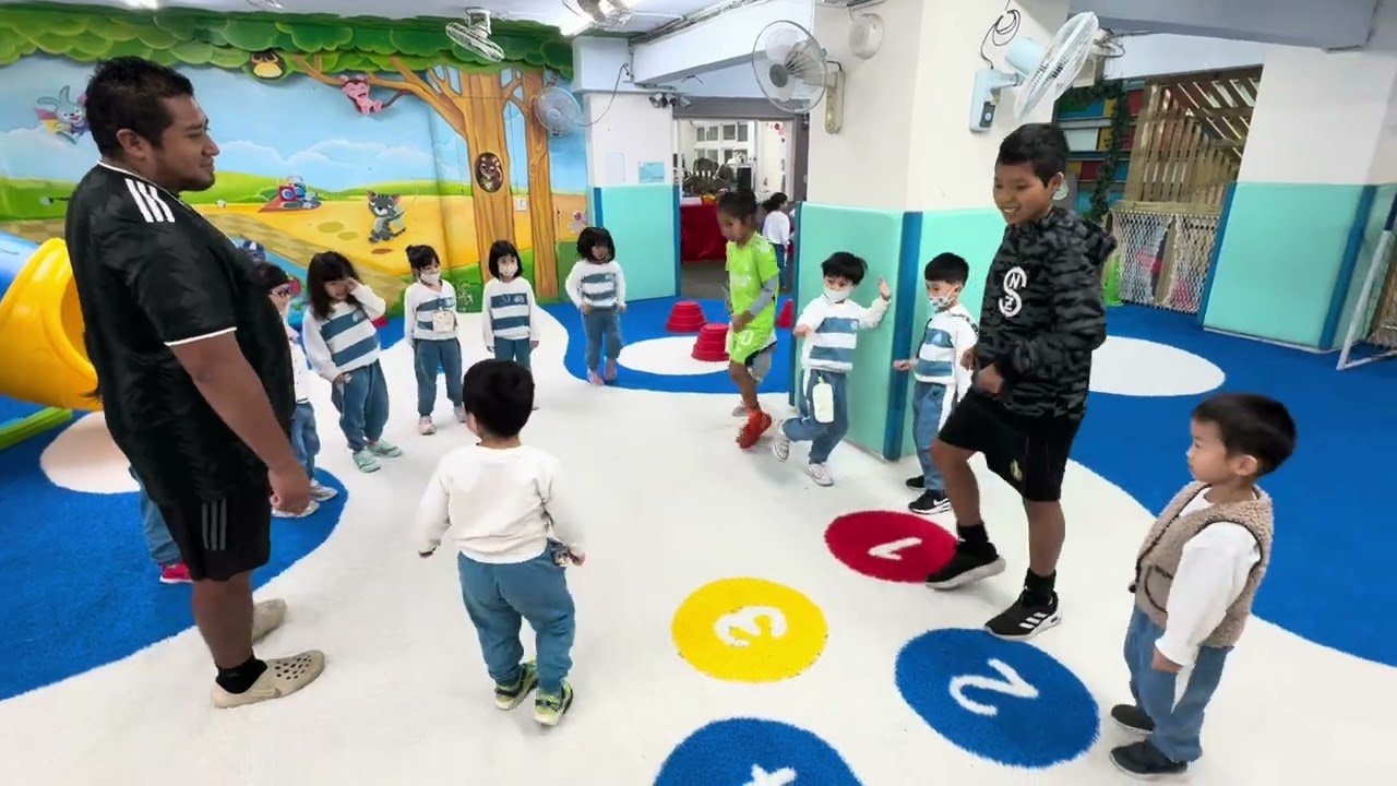 2026/1/13到幼兒園踢足球