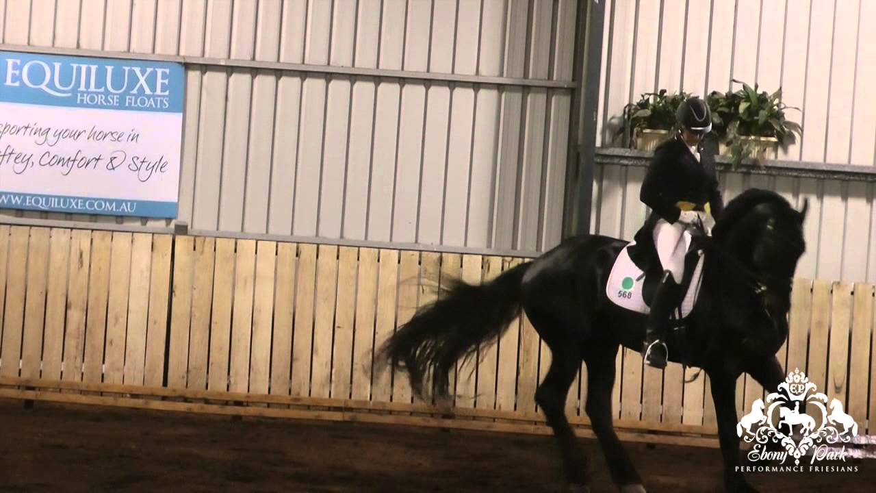 Natasha Althoff and Ebony Park Abe win the Big Tour Championship at JurAvon 20-09-2014