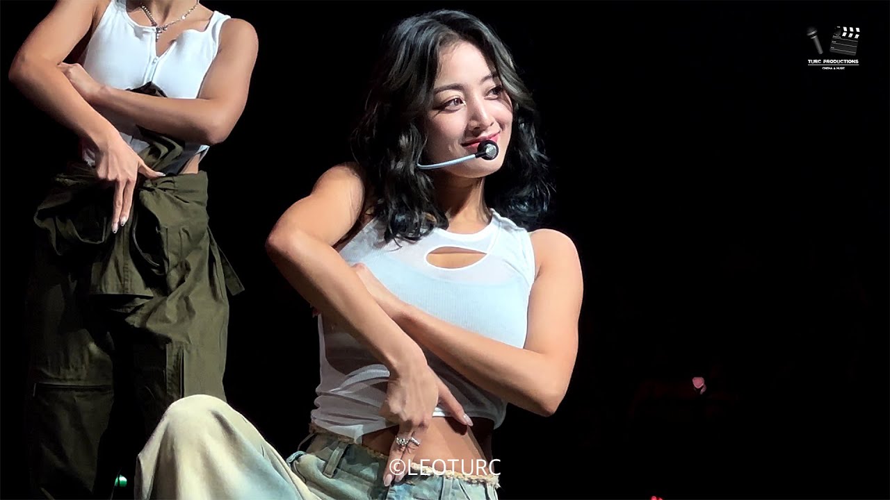230913 (트와이스) TWICE 5th World Tour BERLIN Day 1 : Jihyo Solo