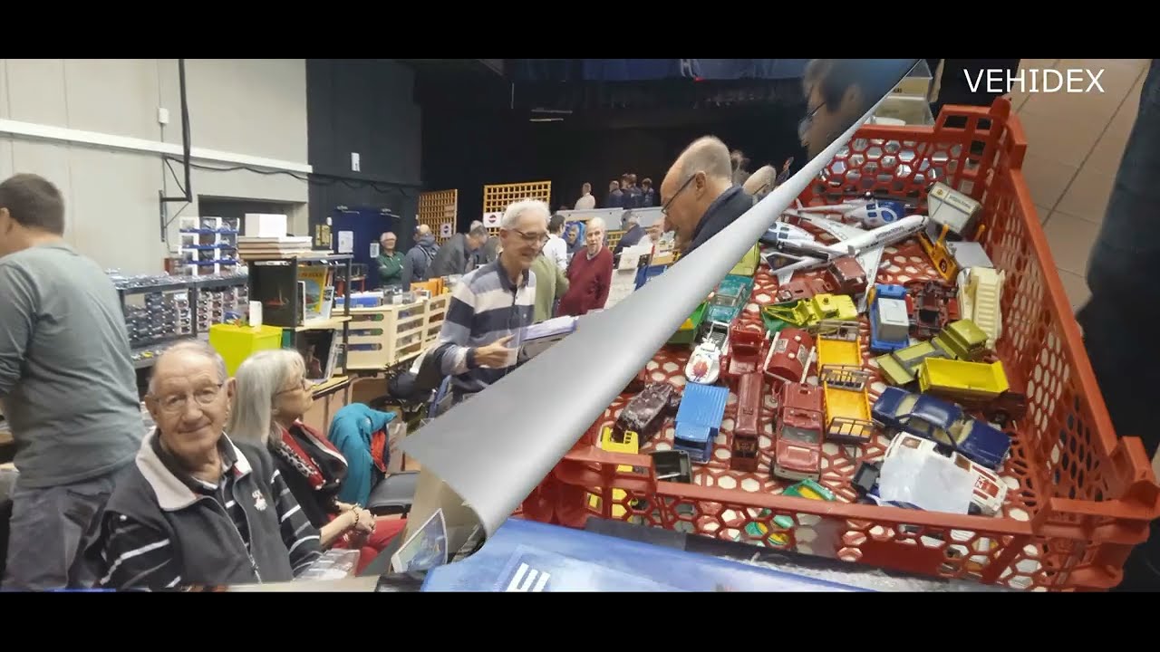 44ème Bourse d'échanges voitures miniatures - Trains - Jouets anciens ... à Coulaines (72)
