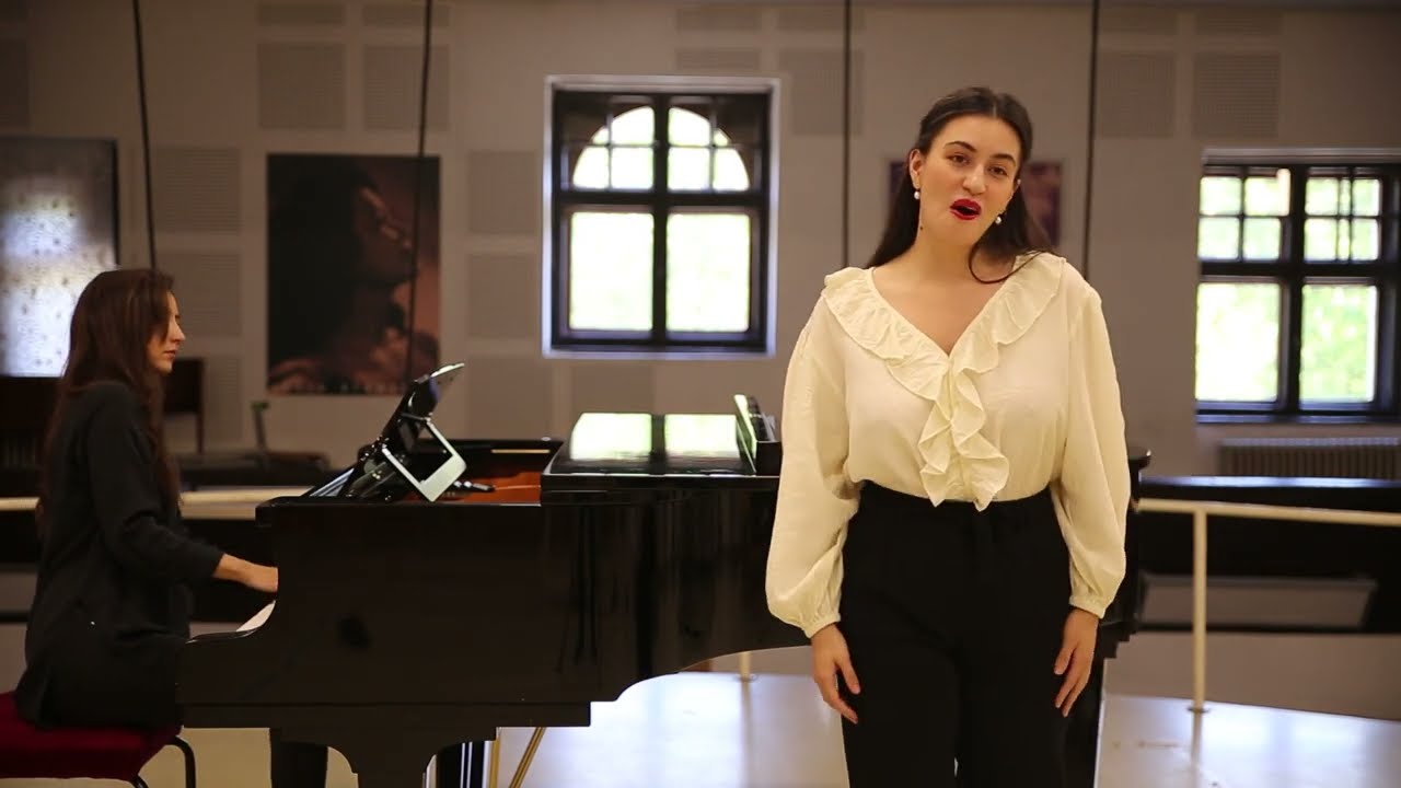 Lorena Puican - Mi chiamano Mimi