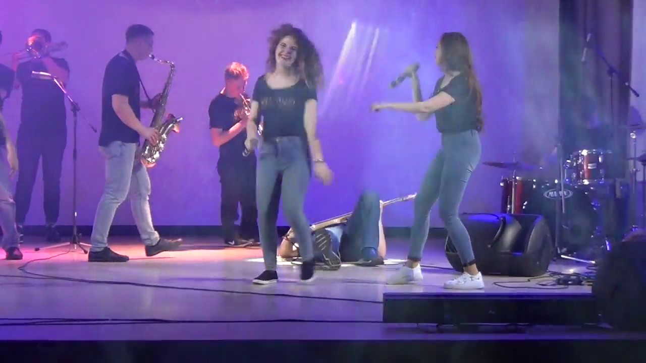 The Lazy Song.Sandy Band.   04. 03. 18