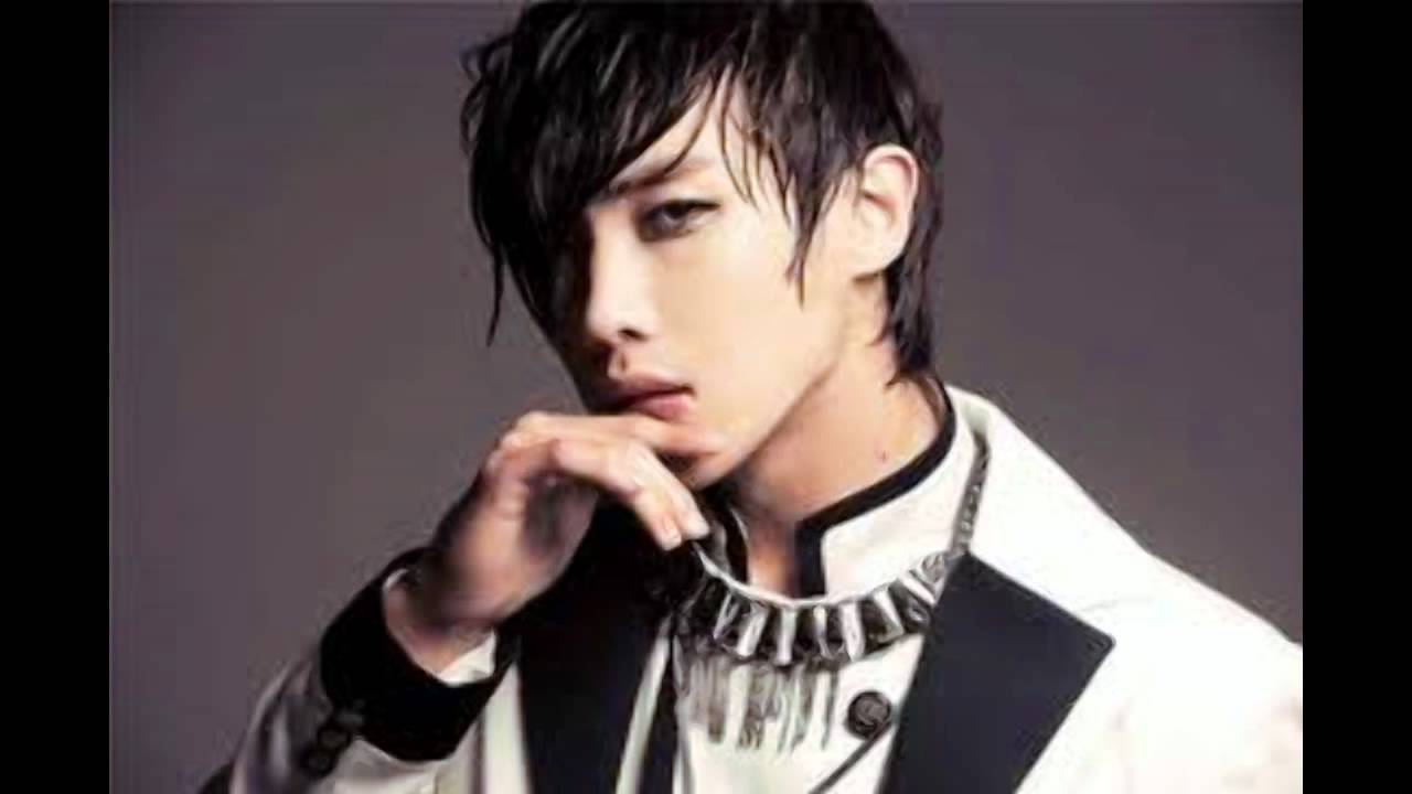 Feeling Sad - Lee Joon