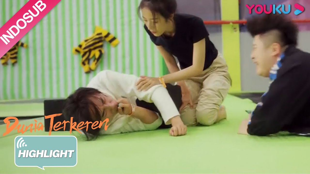 Highlight EP24 Penyakit Asma Duan Chong tiba-tiba muncul! | Dunia Terkeren | YOUKU [INDO SUB]