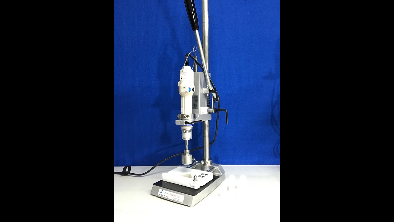 ㈱テクノの卓上キャッパー 点眼薬容器 ２種類のキャッピング