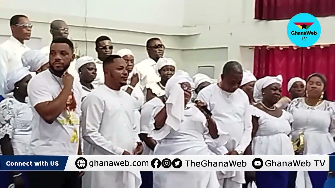 Emotional scenes as Nana Agradaa's family gives thanks to God after release