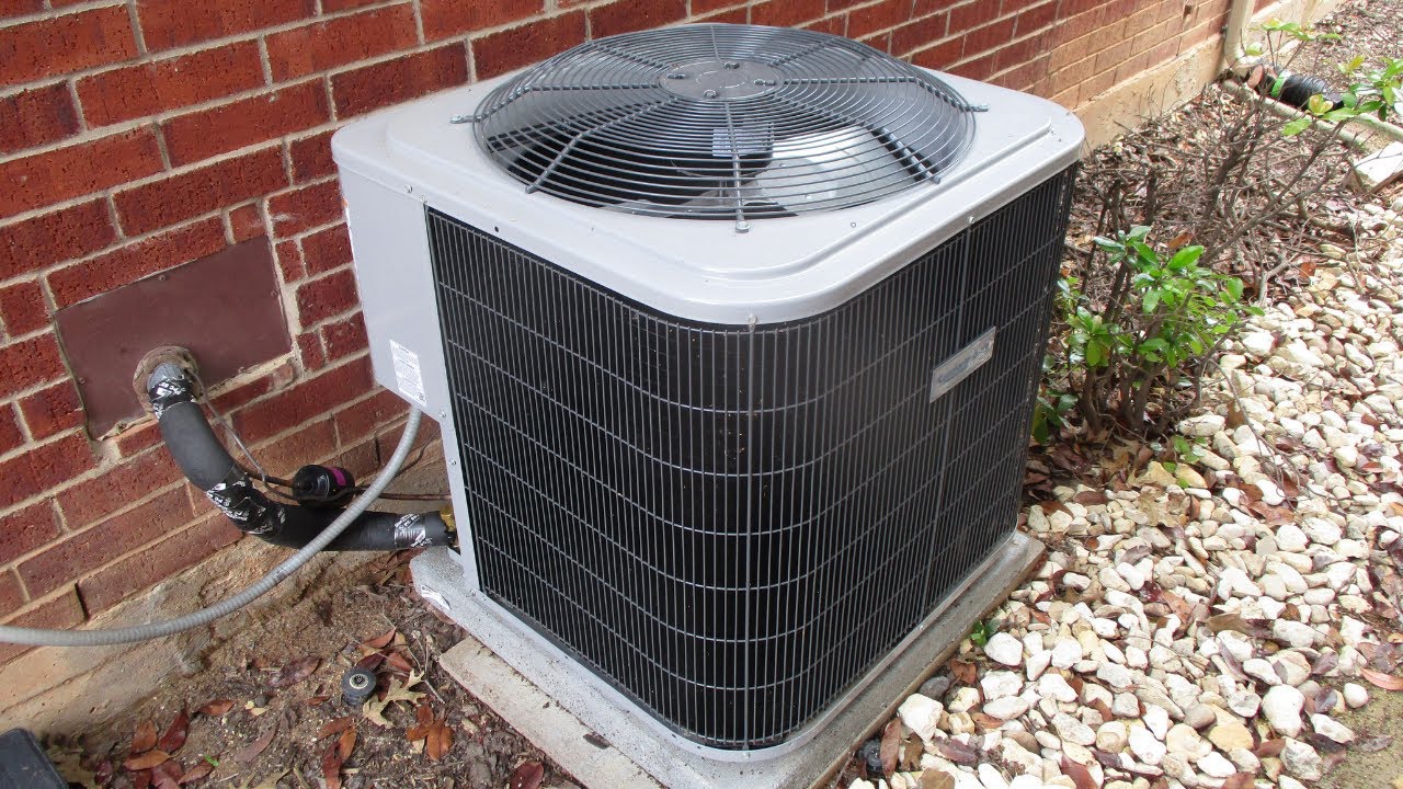 New 2021 Comfortmaker Performance 14 Air Conditioner Starting Up & Running