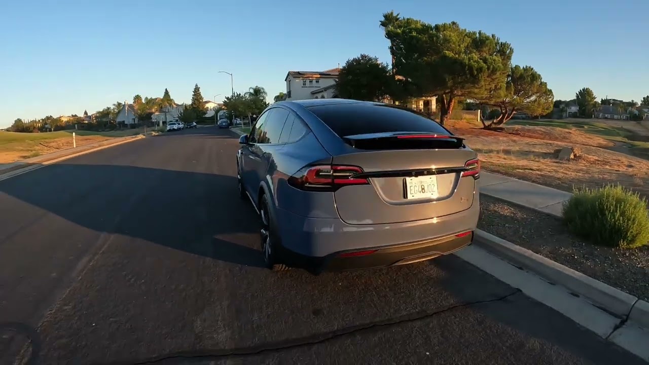 Model X Plaid 2026 with 22 inch Machina Wheels 
