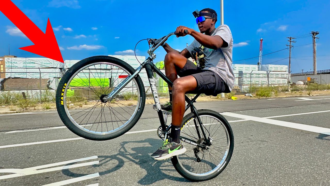 UNBOXING MY NEWEST WHEELIE BIKE! THRONE CYCLES 