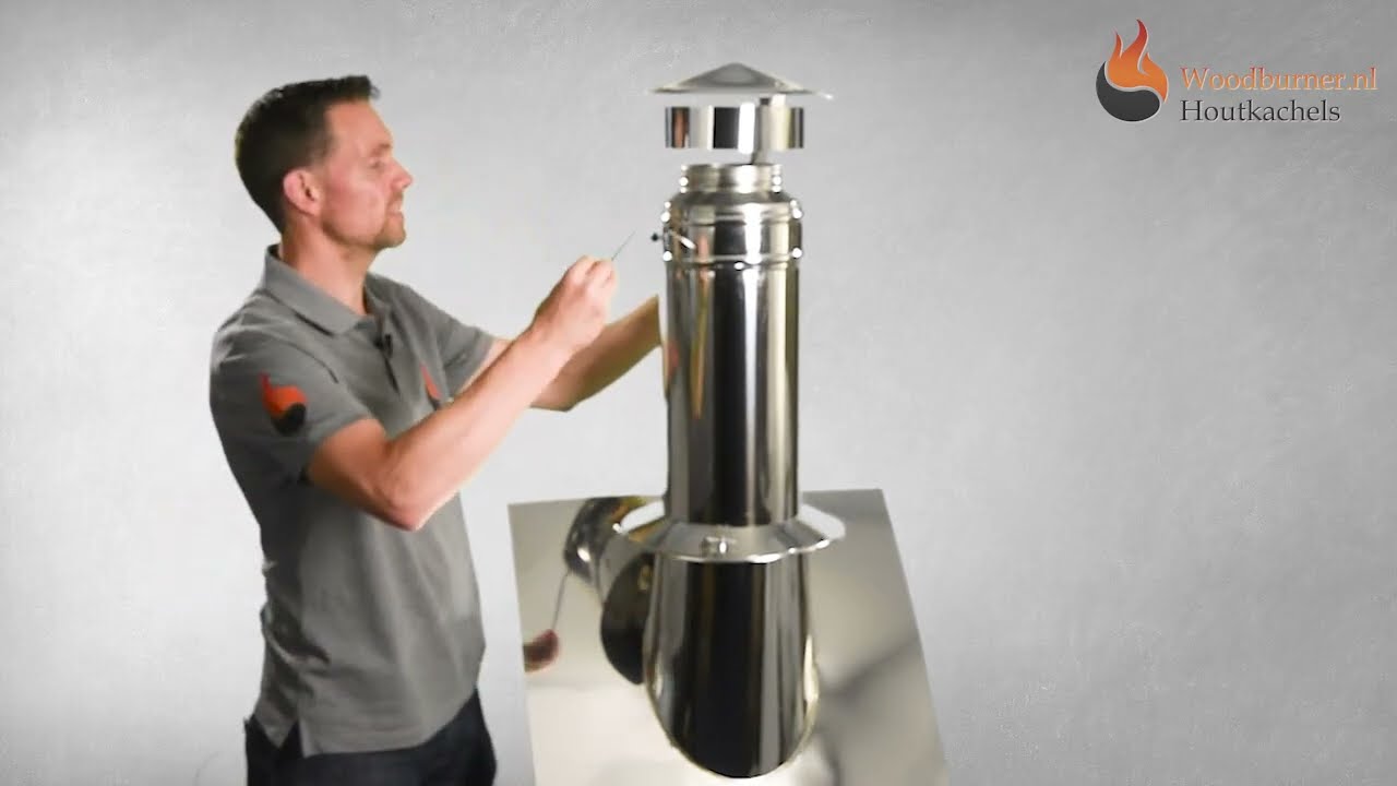 Stormkraag monteren, maak de dakdoorvoer waterdicht - Woodburner houtkachels en rookkanaal.