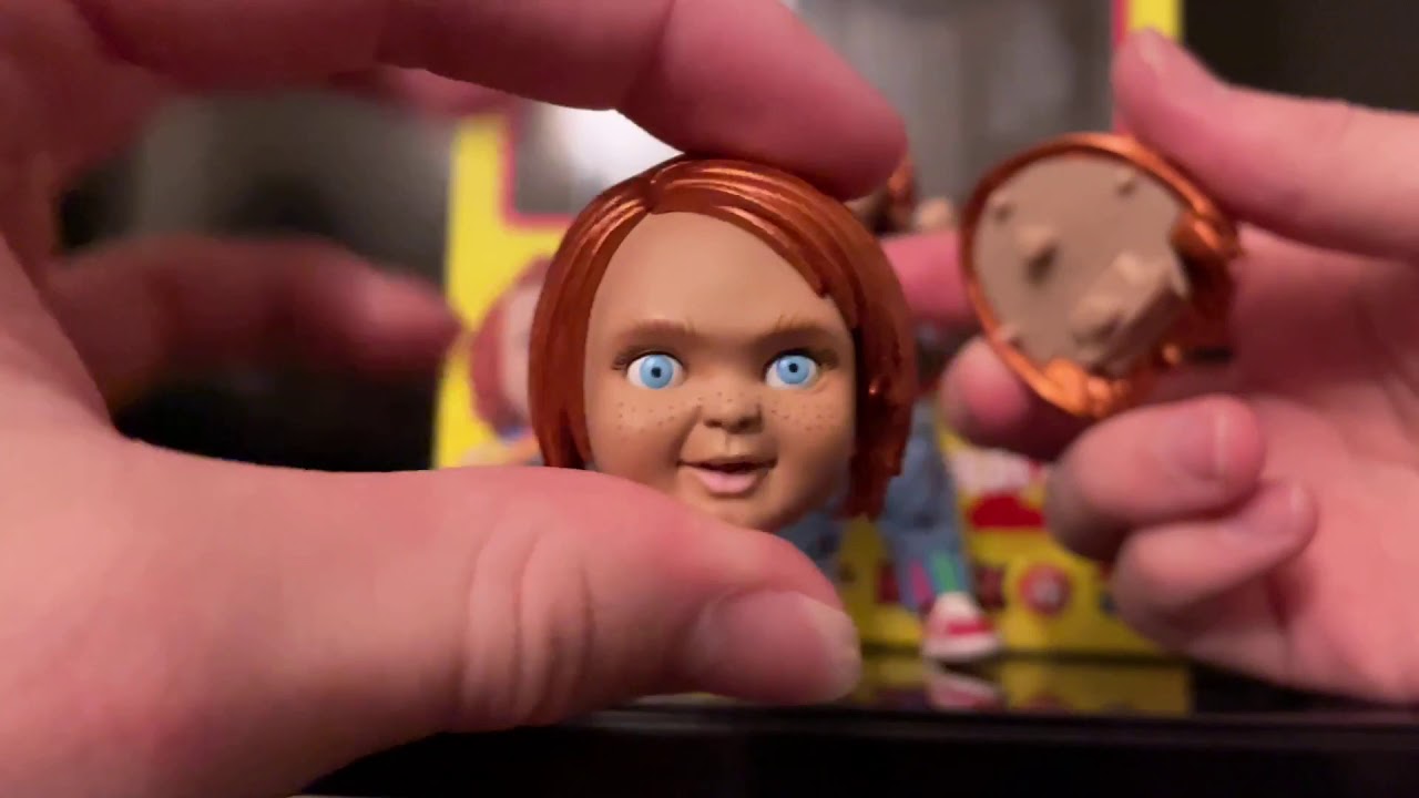 Mafex Childs play 2 chucky action figure review