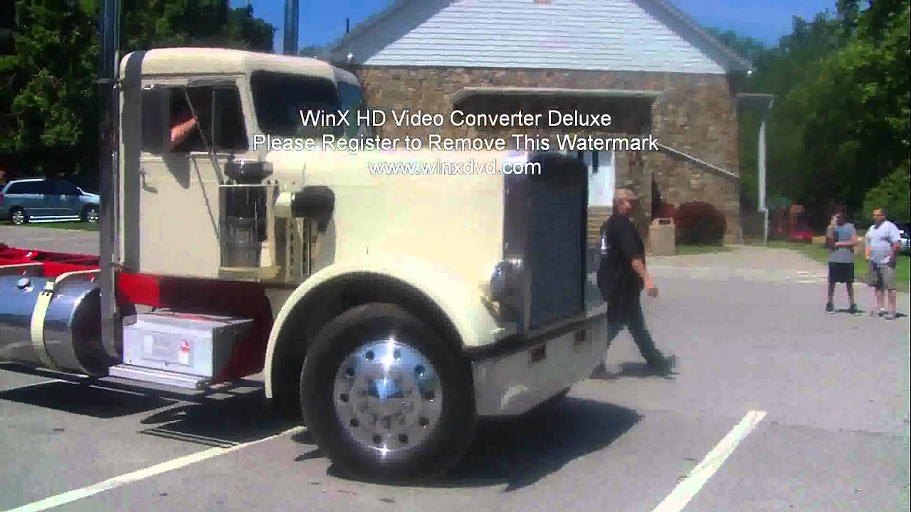 8V71 Detroit Diesel with Straight Stacks