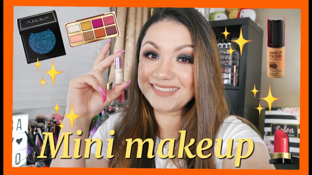 MAQUILLAJE COMPLETO CON PRODUCTOS MINIATURA.
