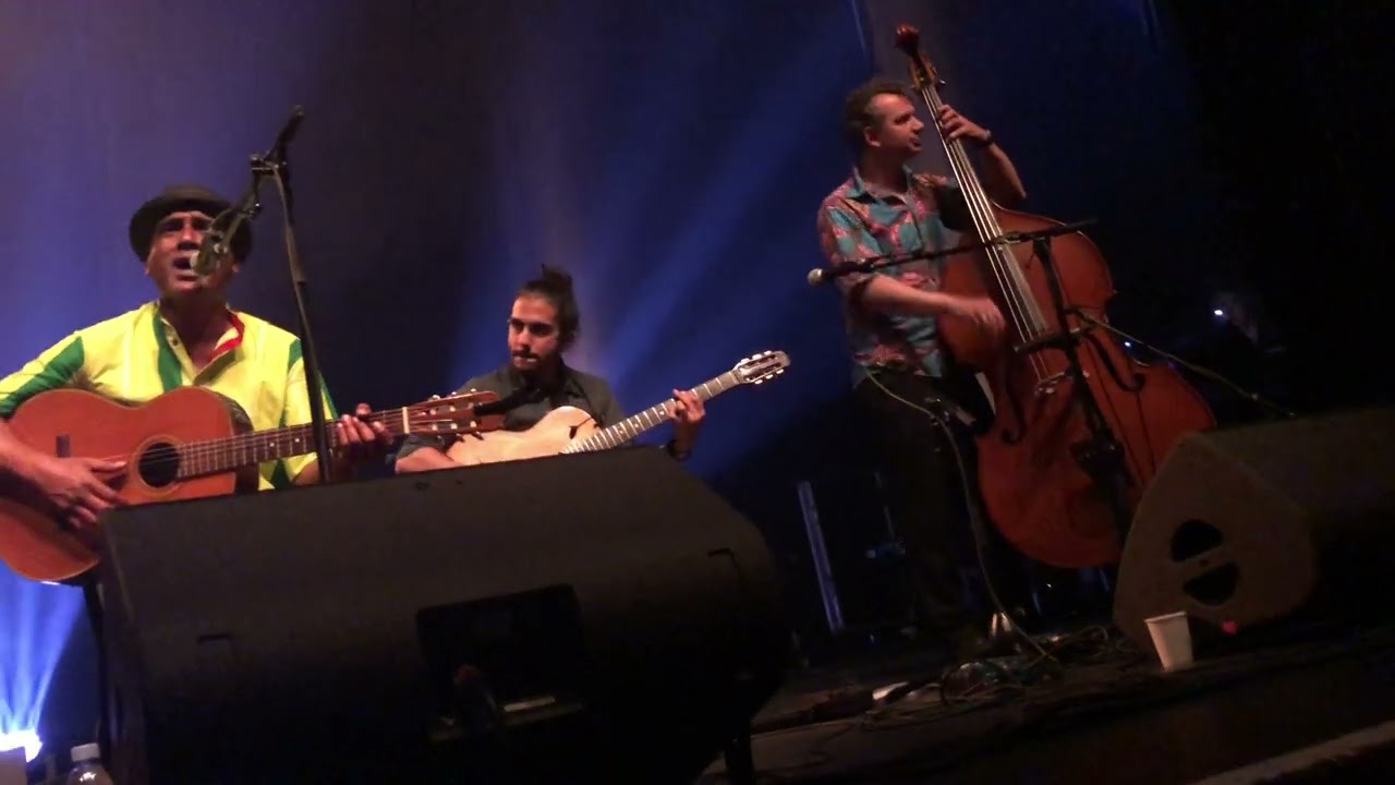 Satria Tia Ahy Ianao (Ny Tongotro Roa) - Erick Manana & Trio Swing Berlin & Jenny Fuhr