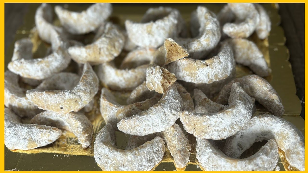 AMANDEL HORENTJES LA VACHE KIRI KOEKJES MAANTJES  EID