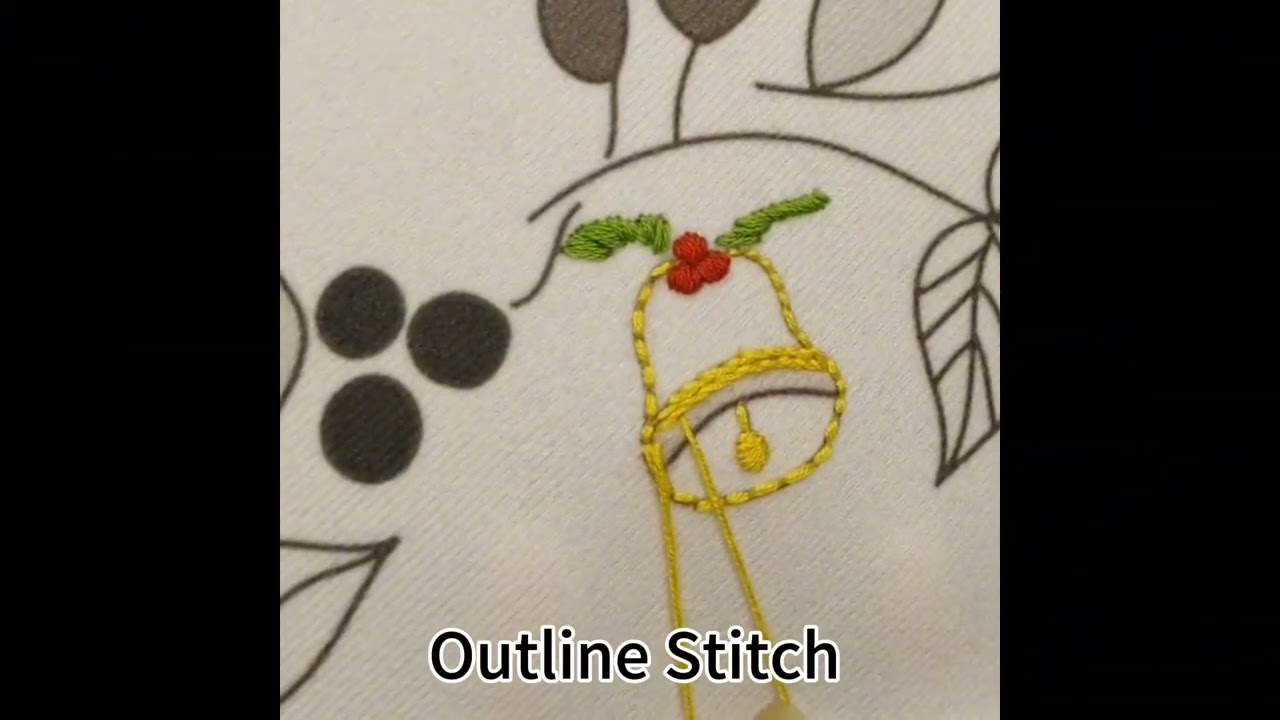 Christmas Wreath Embroidery Pillowcase Tutorial