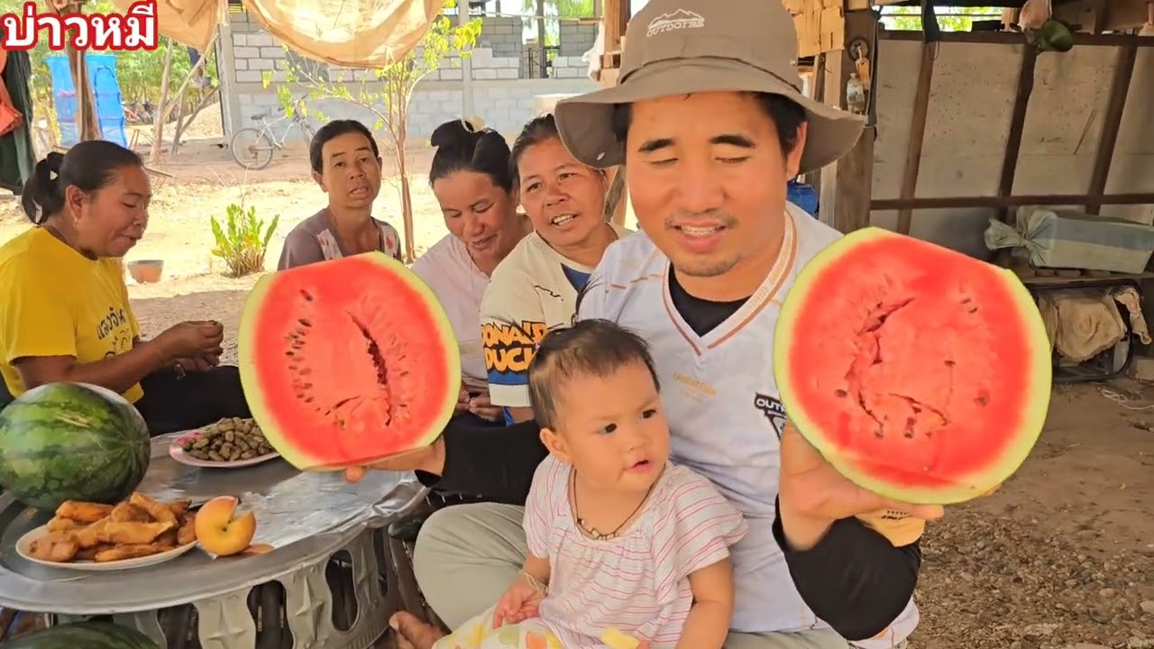 ชื้อแตงโมข้างถนน.