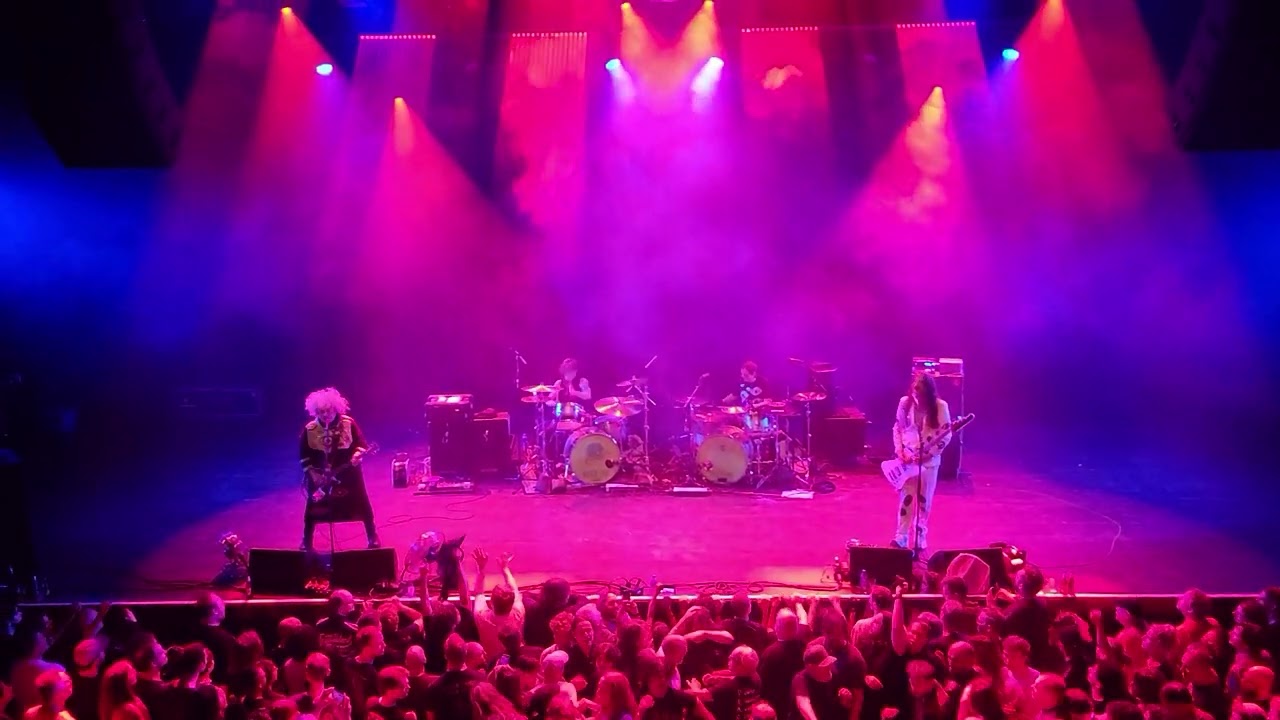 Melvins - A History of Bad Men (live in Utrecht,   August 9th, 2025)