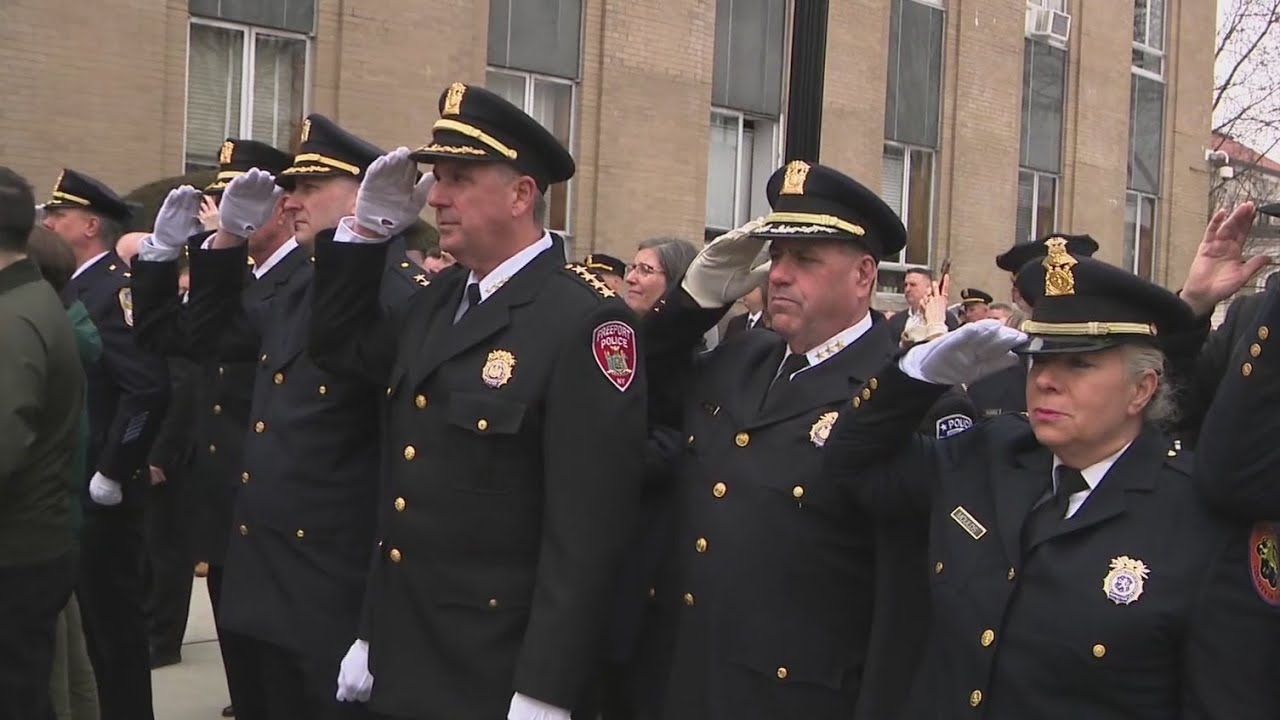 Long Island officials reassure public with many cops retiring
