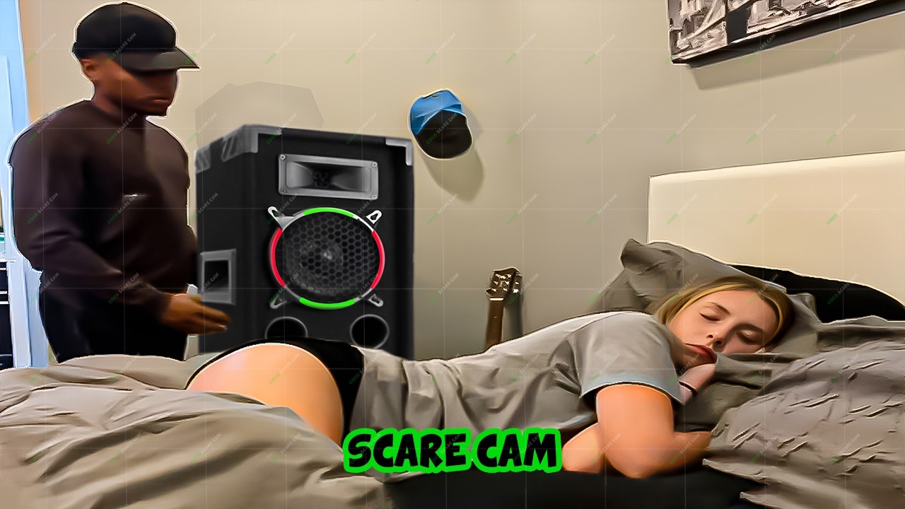 BEST SCARE CAM Priceless Reactions 2026😈#130 | Funny Scare Cam 🤣| Jump Scare 😂| CoCo Scare Cam |