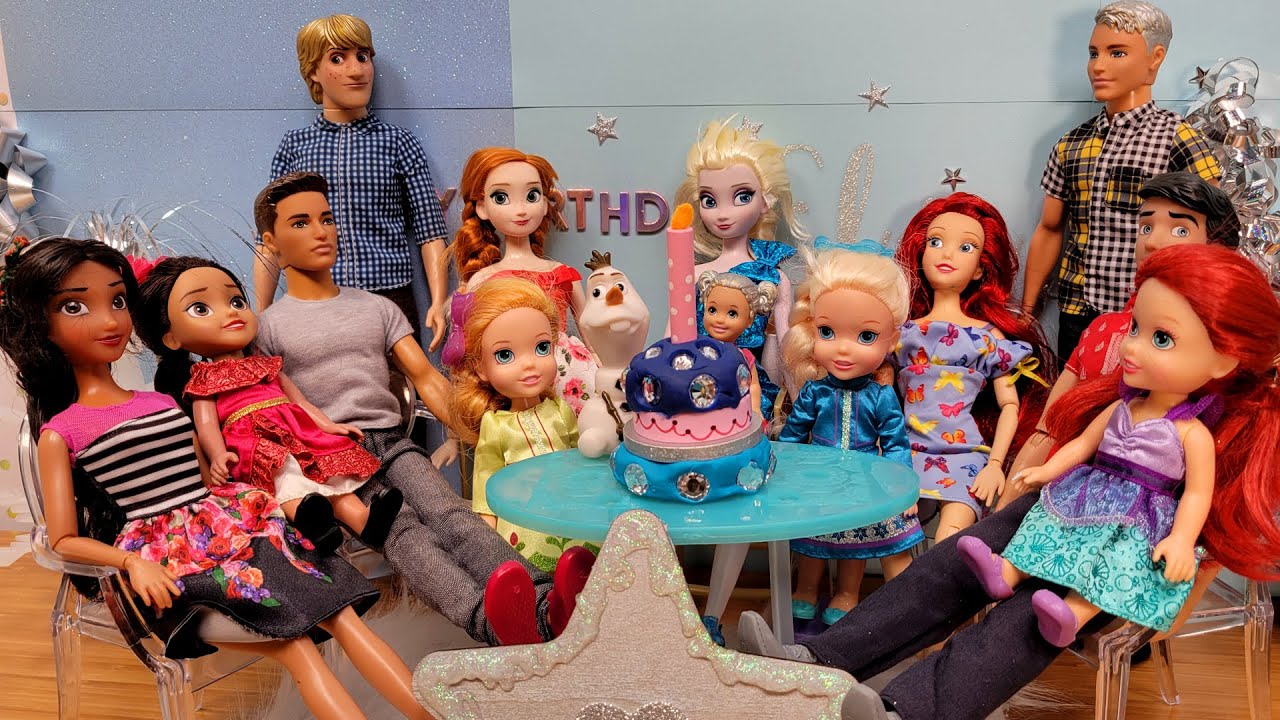 Elsa's Birthday ! Elsa & Anna toddlers have fun - guest friends - gifts - cake #party