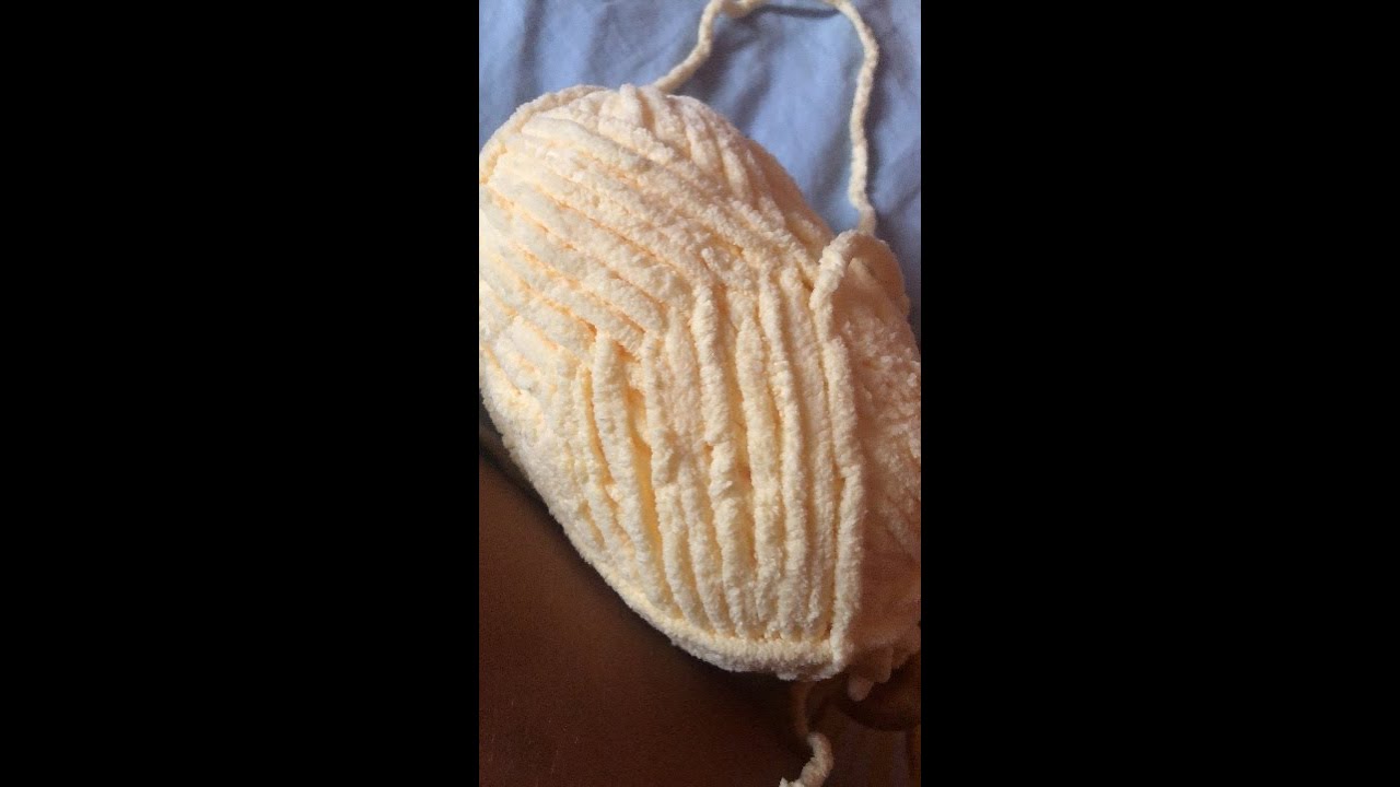 Bernat Baby Blanket Yarn, 3.5oz, Super Bulky 6 Gauge - White - Single Ball Machine Wash & Dry Review