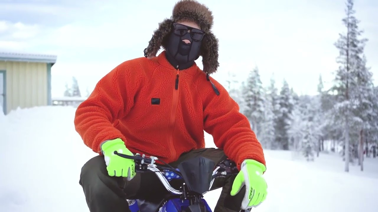 Hooja - DÄR GÄDDAN SIMMAR (Musikvideo)