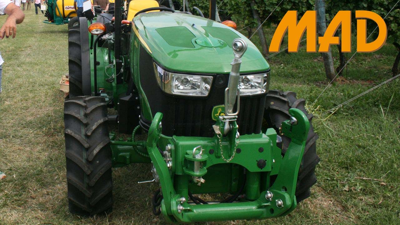 John Deere 5100GF e 5075GL a Enovitis in campo 2014