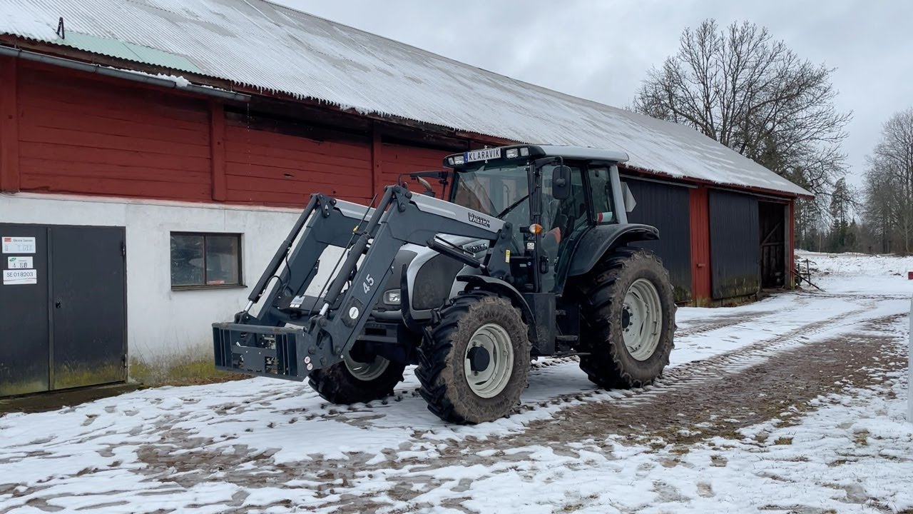 Köp Traktor Valtra N92 med lastare på Klaravik