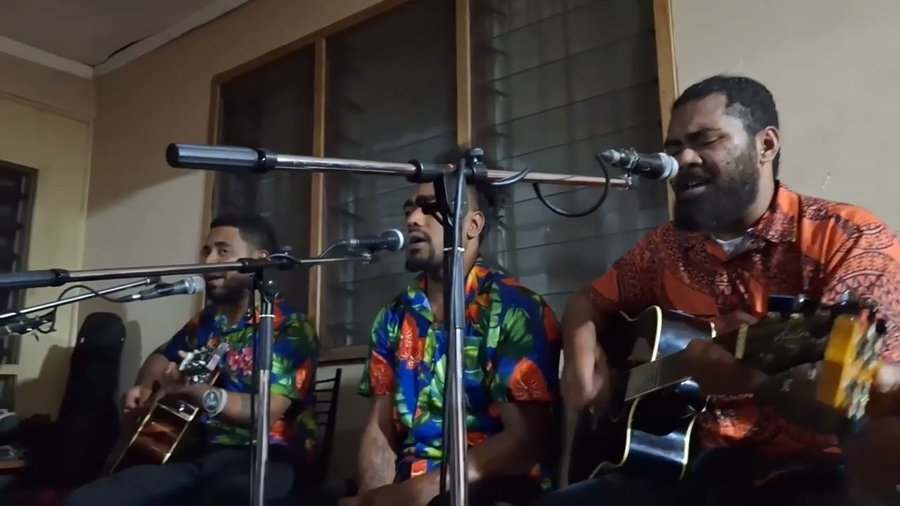 Masuta Tu Me Dei - Voqa Kei Waitadralagi (Sigidrigi)