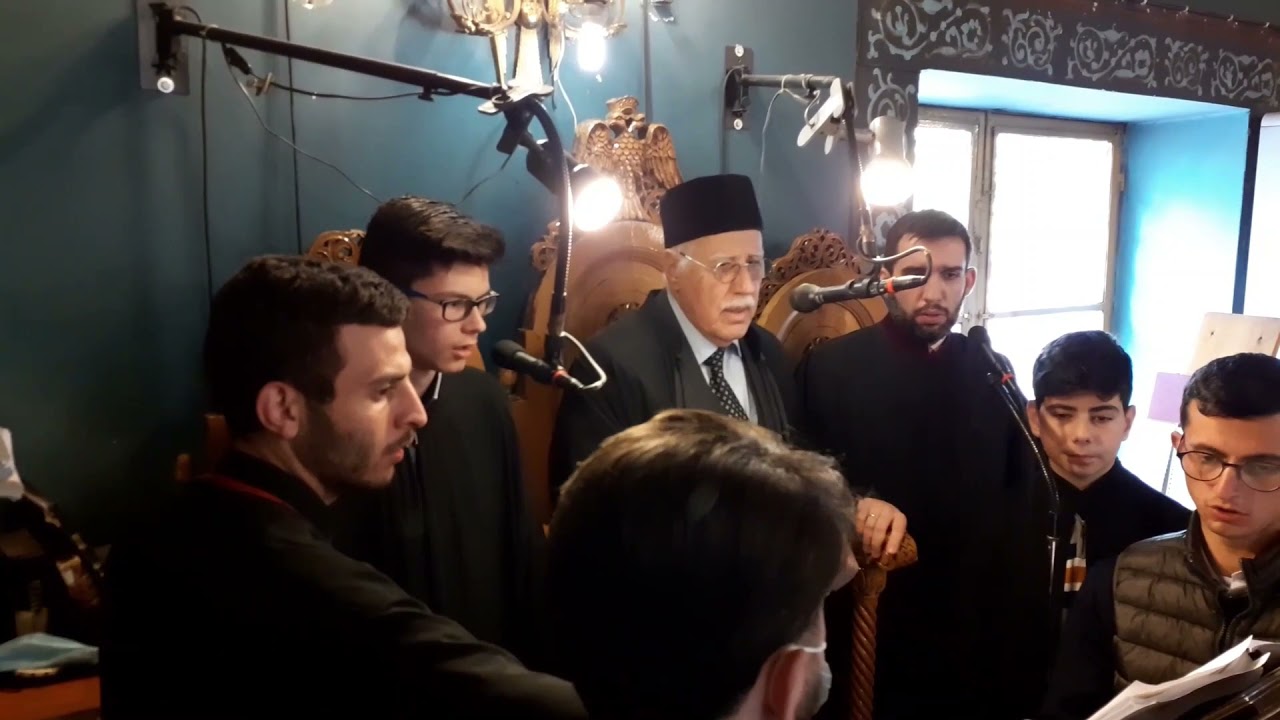 Λειτουργία Μ. Βασιλείου  (Άγιος Άγιος  Ήχος Β) Φώτης Γιαννακάκης