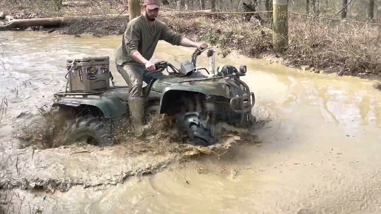 2001 Yamaha big bear 400 4wd mud riding!  EP 1 #atv #mudtires #mudbog