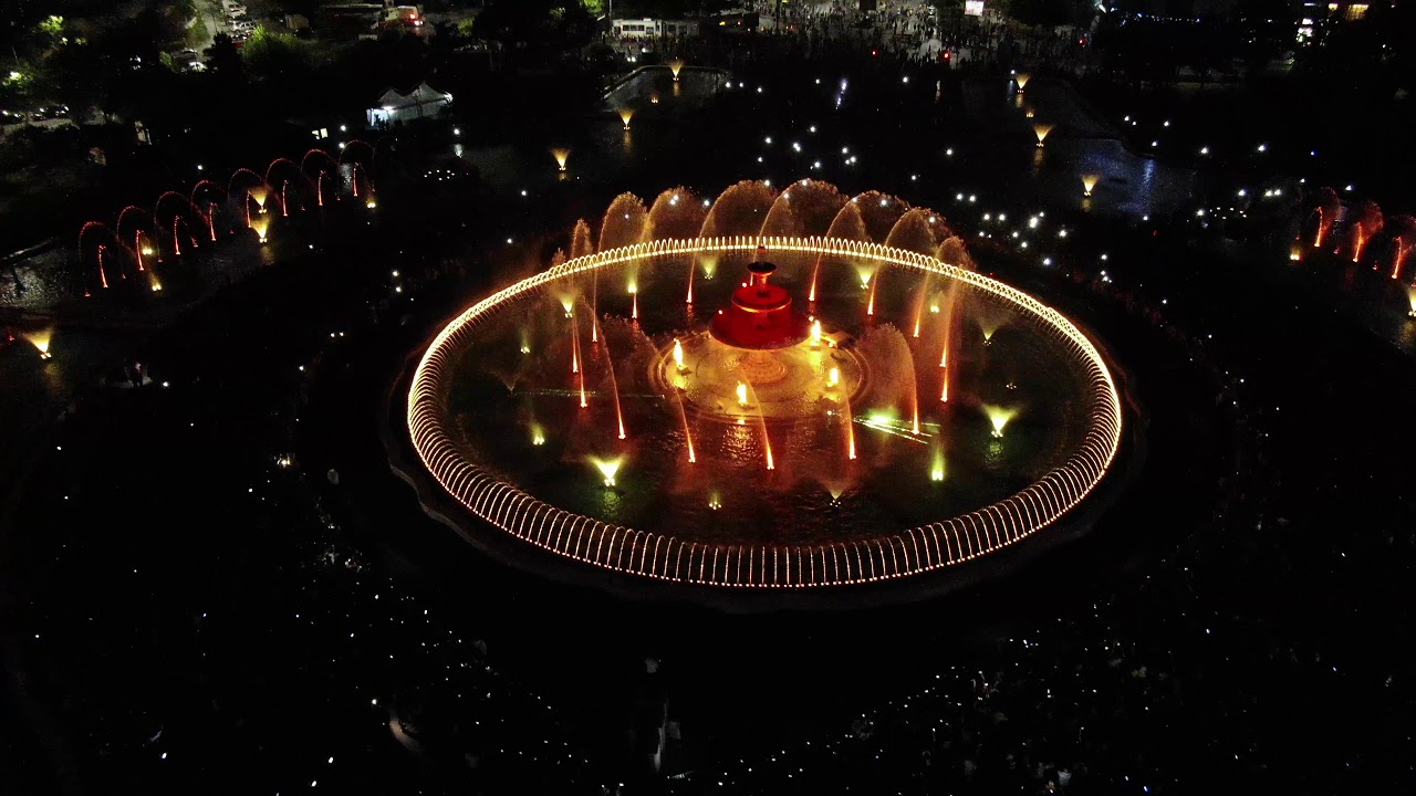 Water, fire and lights in middle of Bucharest