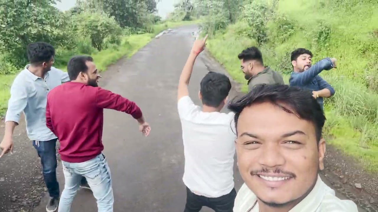 Unplanned trip with friends (Sunday trip).Too much fun. No destination