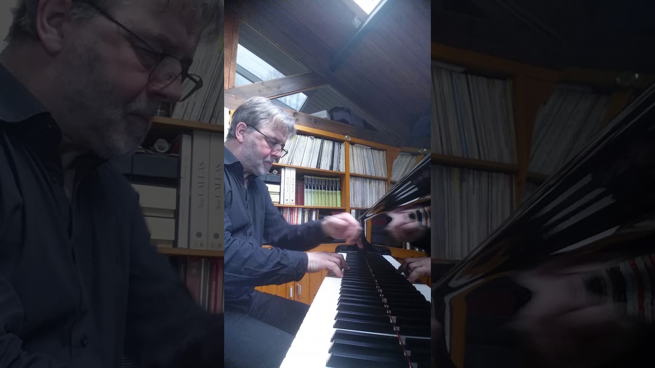 York Bowen: Toccata in A minor, Op. 155  |  Joop Celis - piano