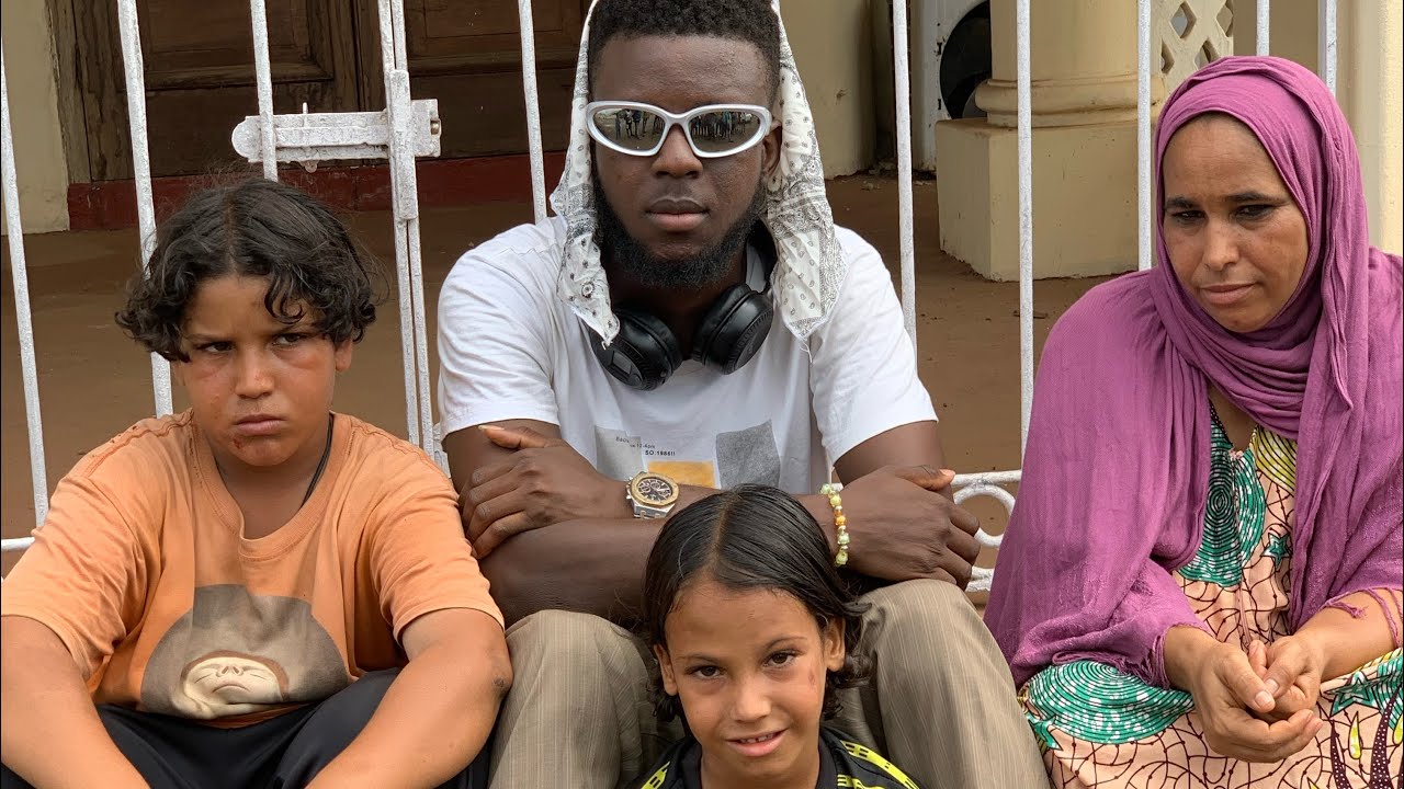 Speaks better than ORIOGBADE ?Met a White Yoruba begger,he wants to become a doctor Ronaldo PELE