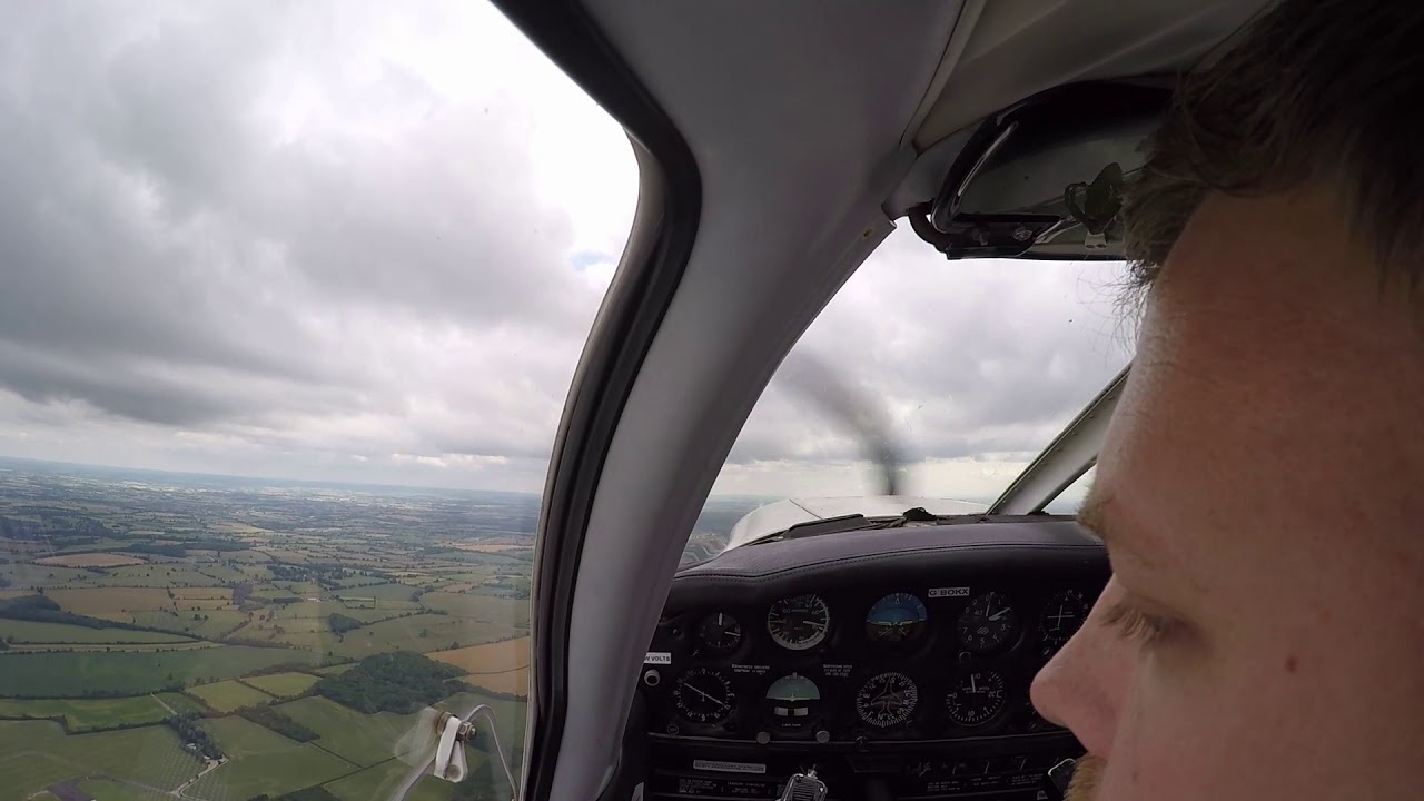 PPL | Lesson #34 | 11-07-2019 | Landing at a Controlled Airfield: Cambridge