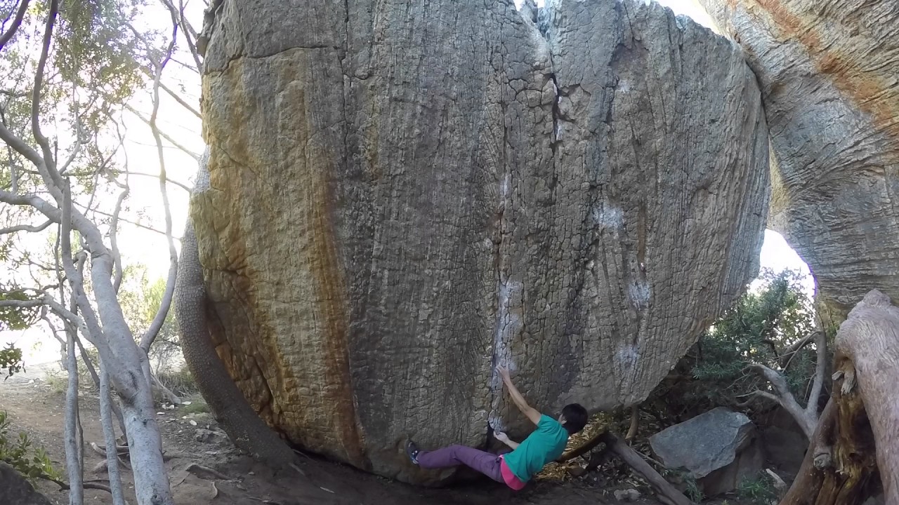 Caroline 7c+/V10, Rocklands 2017
