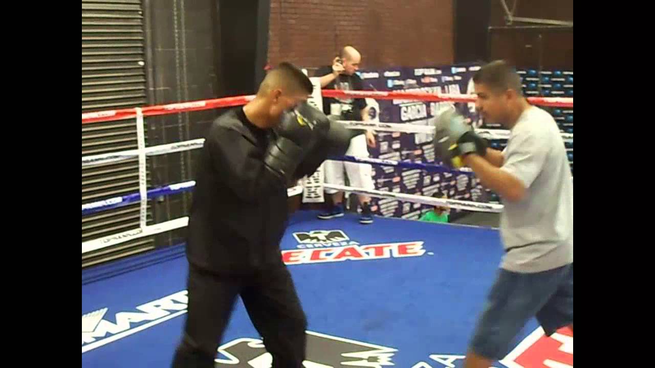 Mikey Garcia training for Jonathan Victor Barros