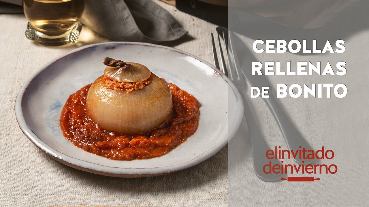 {Cebollas rellenas} de bonito estilo asturiano