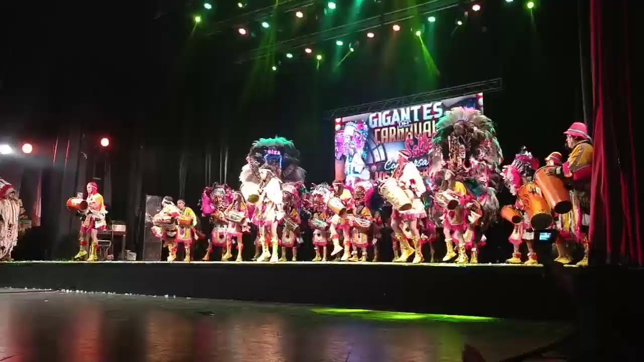 Gigantes del carnaval desde el Teatro Provincial de Salta x FIEBRE TV