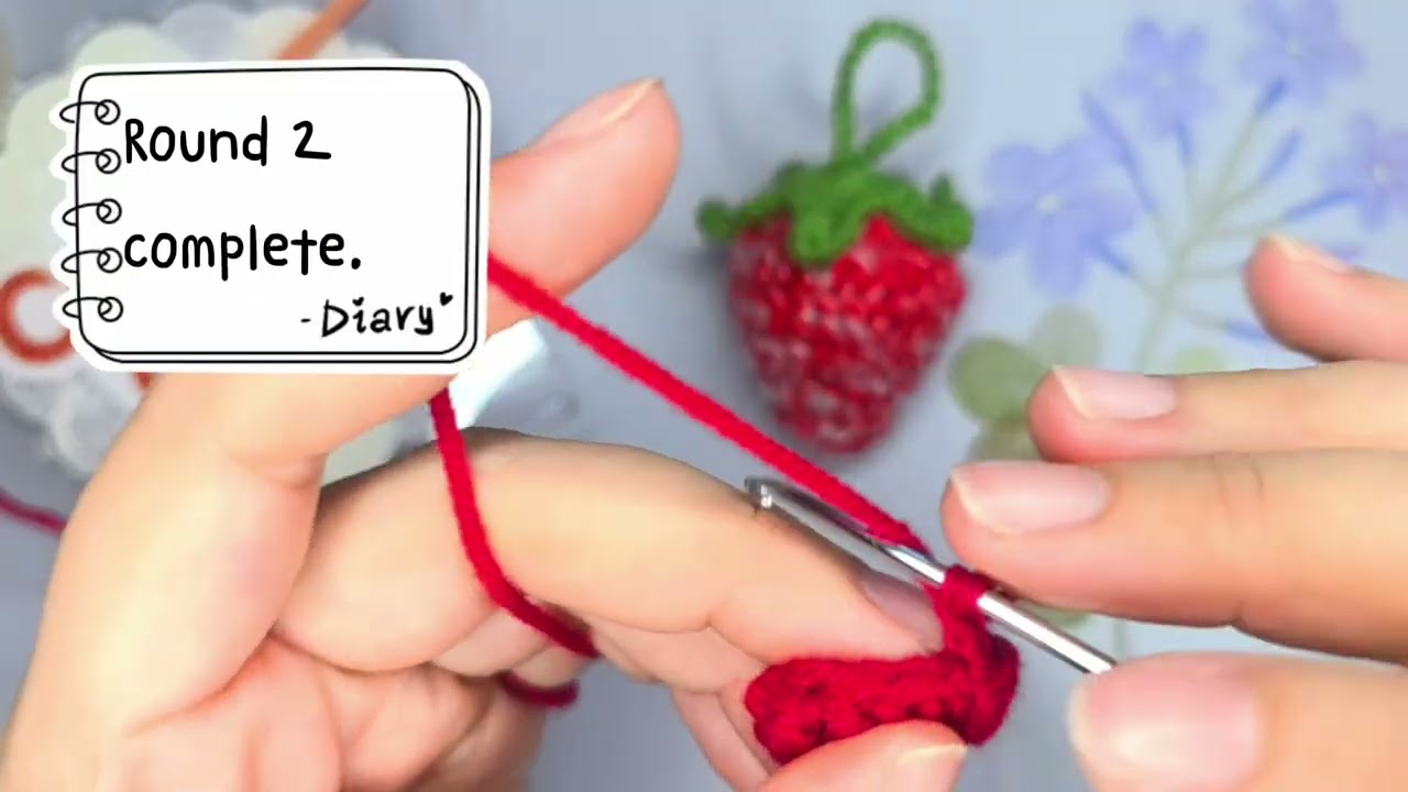 Crochet a strawberry tutorial 1