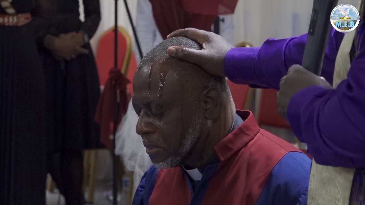 Cérémonie de Consécration Pastorale avec l'Apôtre ZADI - M.E.B