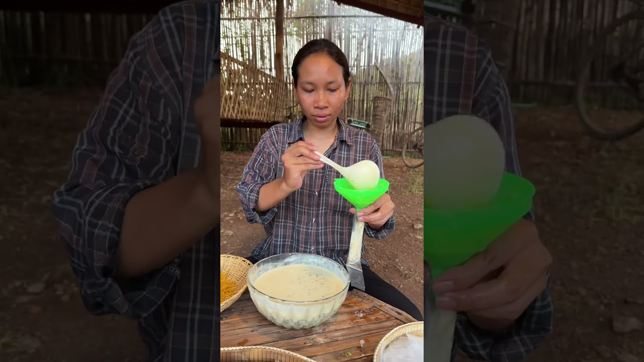 ធ្វើការ៉េមចែកក្មេងៗ