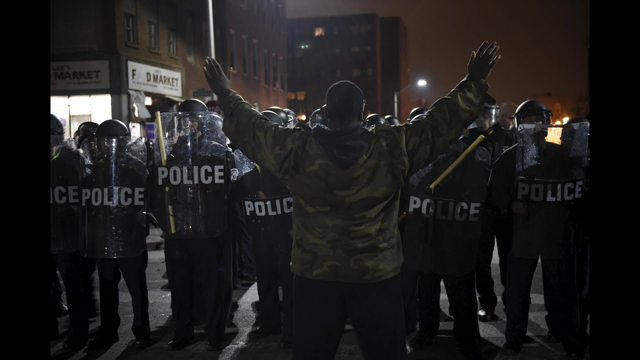 Protesters in Baltimore clash with police over Freddie Gray