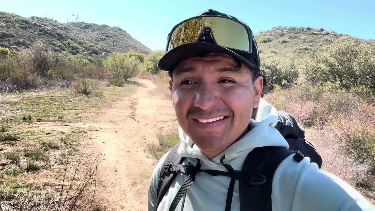 PCT 2025 Ep. 1: The right hiking shoe absolutely matters | Lake Morena CA 🇺🇸