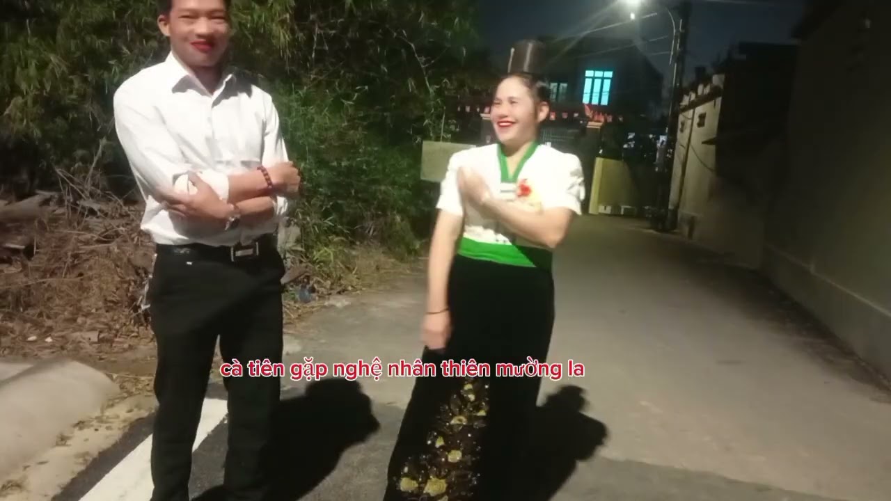 E thiên vời a tiên lần đầu tiên gặp nhau cả nhà nge nhé 
