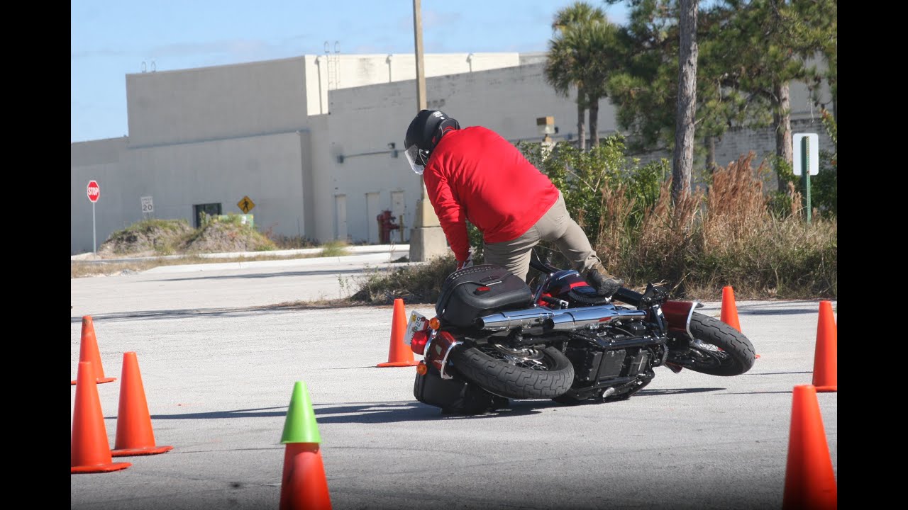 Should there be an age limit on taking advanced rider classes?