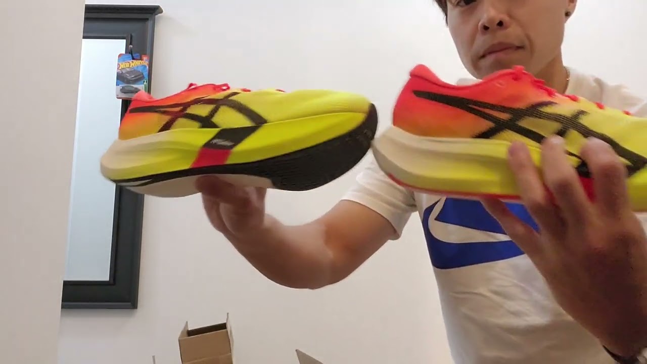Unboxing: Asics Metaspeeds - Sky and Edge - Paris Safety Yellow - July 29, 2024