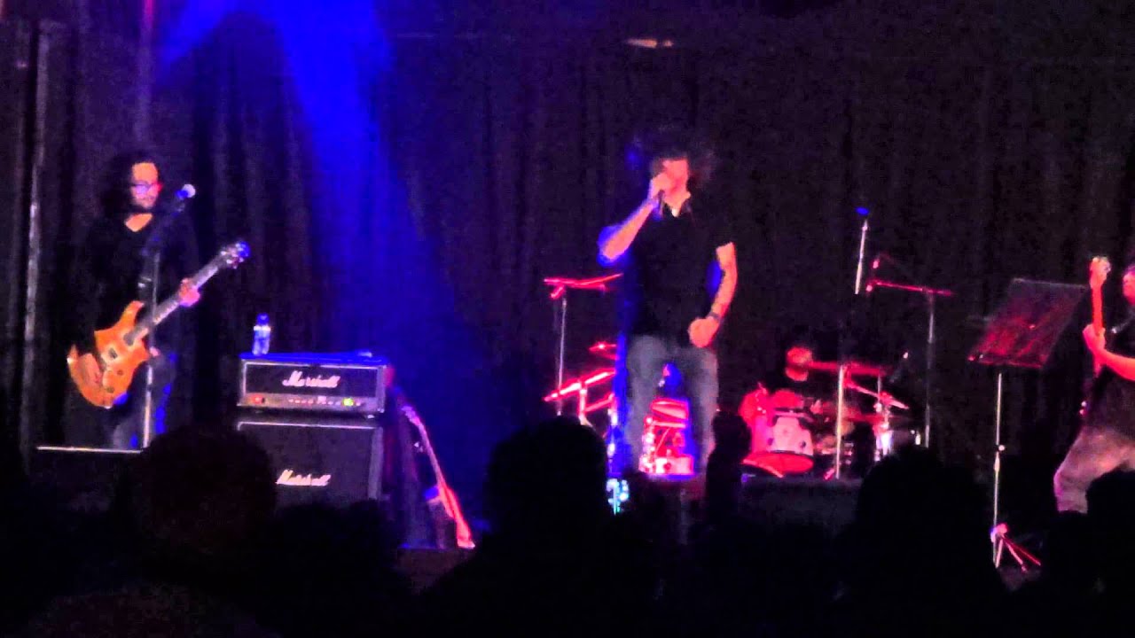 Rupam Islam and Fossils - Telephone at GSPC 2015